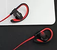 Optoma iL98BL Red by AWEI douszne sportowe słuchawki bezprzewodowe Bluetooth 4.2 | zaczepy zauszne | potoodporne | mikrofon