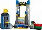 Lego Juniors Atak Jokera na jaskinię Batmana