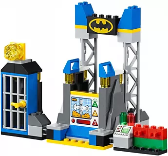 Lego Juniors Atak Jokera na jaskinię Batmana
