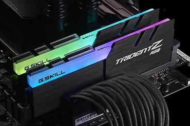 G.SKILL Pamięć DDR4 16GB (2x8GB) TridentZ RGB for AMD 3200MHz CL16 XMP2