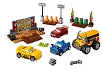 Lego Juniors Szalona ósemka w Thunder Hollow