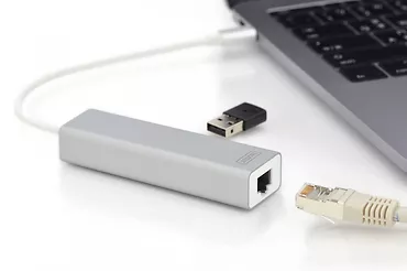 Digitus HUB/Koncentrator 3-portowy USB Typ C, 3x USB A HighSpeed z Gigabit LAN adapter, aluminium