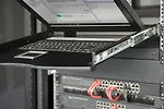 Digitus Konsola 19 LCD z touchpad KVM 8 portów 1U komplet kabli (8xDS-19231) klawiatura US