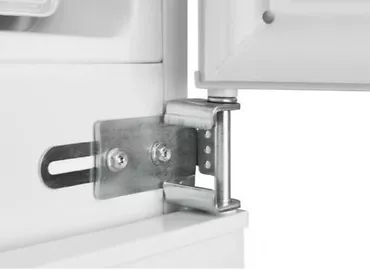 Amica Chłodziarko-zamrażarka BK3055.6NFM