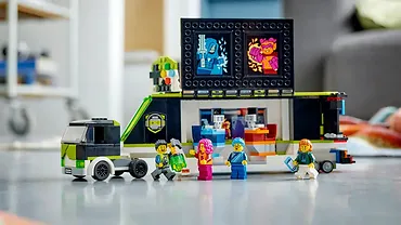 LEGO City 60388 Ciężarówka na turniej gier