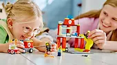 LEGO City 60375 Remiza strażacka i wóz strażacki
