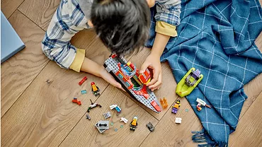 LEGO City 60373 Łódź strażacka