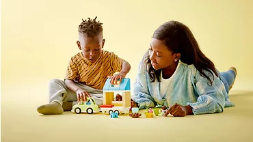 LEGO DUPLO 10986 Dom rodzinny na kółkach