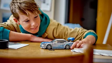 LEGO Speed Champions 76917 Nissan Skyline GT-R (R34) z filmu „Za szybcy, za wściekli”