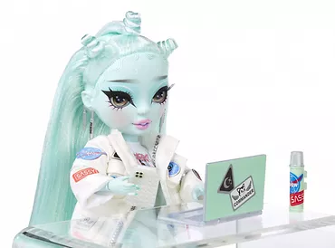 Lalka Shadow High S23 Fashion Doll - Zoe Electra