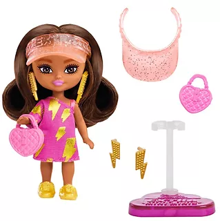 Lalka Barbie Extra Mini Minis brunetka czapka z daszkiem