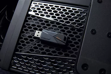 Pendrive Data Traveler Exodia Onyx  64GB USB3.2 Gen1