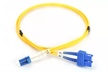 Patchcord światłowodowy FO LC-SC SM 9/125 duplex LSOH 1m