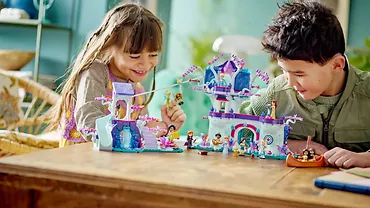 LEGO Disney 43215 Zaczarowany domek na drzewie
