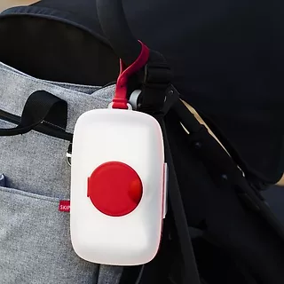 Skip Hop Pojemnik na mokre chusteczki Swipes Czerwone