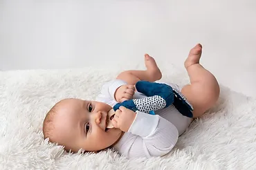 Hencz Toys Zabawka Jamiś piszczek z gryzakiem Granatowy