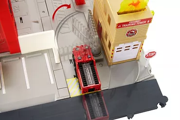 Mattel Zestaw z garażem Matchbox Prawdziwe Przygody Straż Pożarna