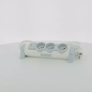 Legrand Przedłużacz 3x2P+Z Korpus obrotowy 3m