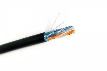 Digitus Kabel teleinformatyczny instalacyjny zewnętrzny żelowany kat.6, F/UTP, Fca, drut, AWG 23/1, PE, 305m, szpula Czarny