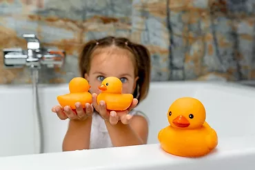 Hencz Toys Kaczki do kąpieli z tabletkami barwiącymi wodę