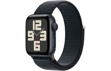 Apple Watch SE GPS, 40mm Koperta z aluminium w kolorze p&oacute;łnocy z opaską sportową w kolorze p&oacute;łnocy