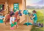 Playmobil Zestaw z figurkami Horses 71352 Hipoterapia i lecznica zwierząt
