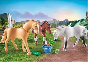 Playmobil Zestaw z figurkami Horses 71356 3 konie: Morgan, Quarter Horse i Angloar