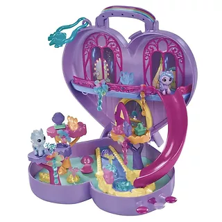 Hasbro Zestaw figurek My Little Pony Mini World Magic Kompaktowe Miasteczko Różkowo