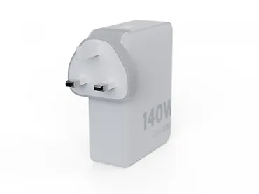 Xtorm Adapter podr&oacute;żny GaN Ultra 140W wtyczki EU,US,UK + kabel USB-C PD