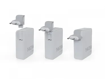 Xtorm Adapter podr&oacute;żny GaN Ultra 140W wtyczki EU,US,UK + kabel USB-C PD