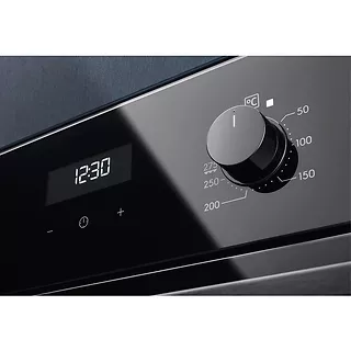 Electrolux  Piekarnik EOE5C71Z kataliza