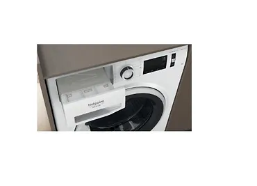 Hotpoint-Ariston Suszarka NTM1182SKEU