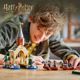 LEGO Klocki Harry Potter 76426 Dom na wodzie przy Hogwarcie