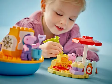 LEGO Klocki DUPLO 10432 Peppa Pig Peppa i rejs łodzią