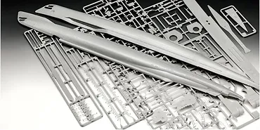 Revell Model plastikowy German Submarine T.IX C/40 1/144
