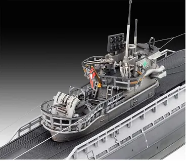 Revell Model plastikowy German Submarine T.IX C/40 1/144