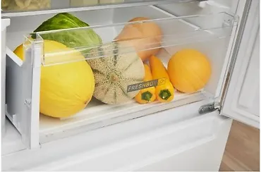 Whirlpool Chłodziarko-zamrażarka W5821EW2