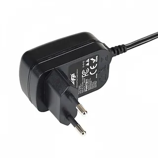 AKYGA Zasilacz 9V/1A 9W AK-TB-11 5.5X2.1MM Sieciowy uniwersalny
