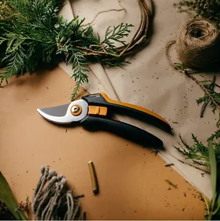 Fiskars Sekator nożycowy Solid (P341) 1057164