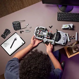LEGO Klocki Technic 42214 Supersamochód Lamborghini Revuelto