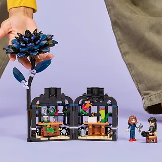 LEGO Klocki Wednesday 76784 Kwiat czarnej dalii