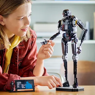 LEGO Klocki Star Wars 75434 Droid strażniczy K-2SO