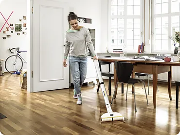 Bezprzewodowy mop elektryczny Karcher EWM 2