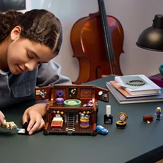 LEGO Klocki Wednesday 76785 Mieszkanie Rączki