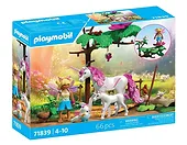 Playmobil Zestaw z figurkami Princess Magic 71839 Magiczna stajnia jednorożc&oacute;w dla mamy i źrebaka