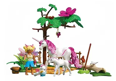 Playmobil Zestaw z figurkami Princess Magic 71839 Magiczna stajnia jednorożc&oacute;w dla mamy i źrebaka