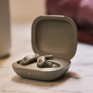 Apple SĹuchawki Powerbeats Fit - bezprzewodowe douszne sĹuchawki sportowe - skalny szary