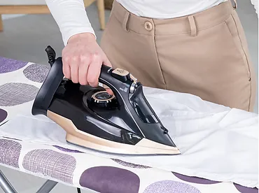 Lafe Żelazko parowe VaporMax 3000W
