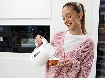 Lafe Czajnik elektryczny 1L Essential S White