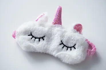 Dante Maskotka interaktywna Playshifu Zeezee Jednorożec